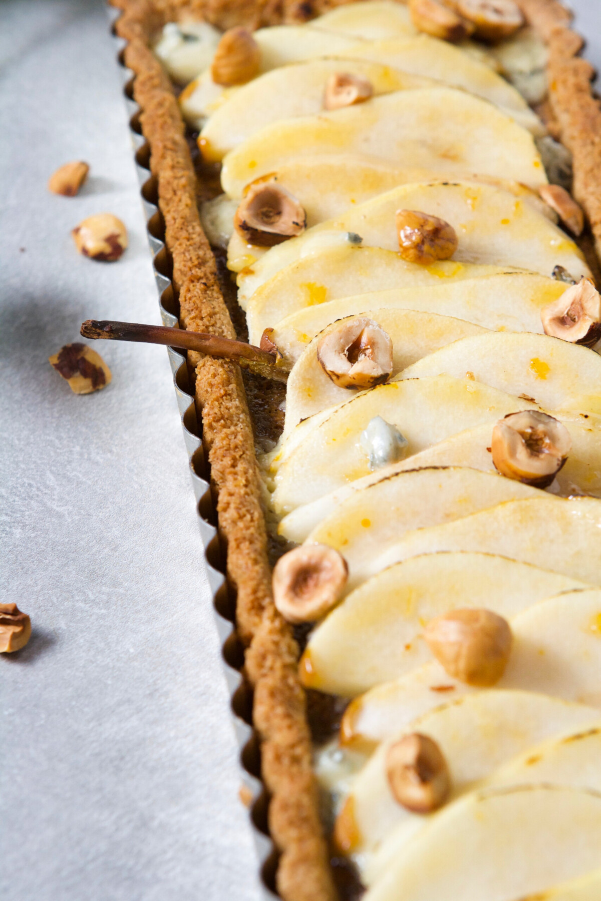 This Pear, Hazelnut and Blue Cheese Tart has everything going for it. It’s nutty, lightly sweetened, and just a touch of salty, making it a perfect treat to finish off any meal. | Zestful Kitchen