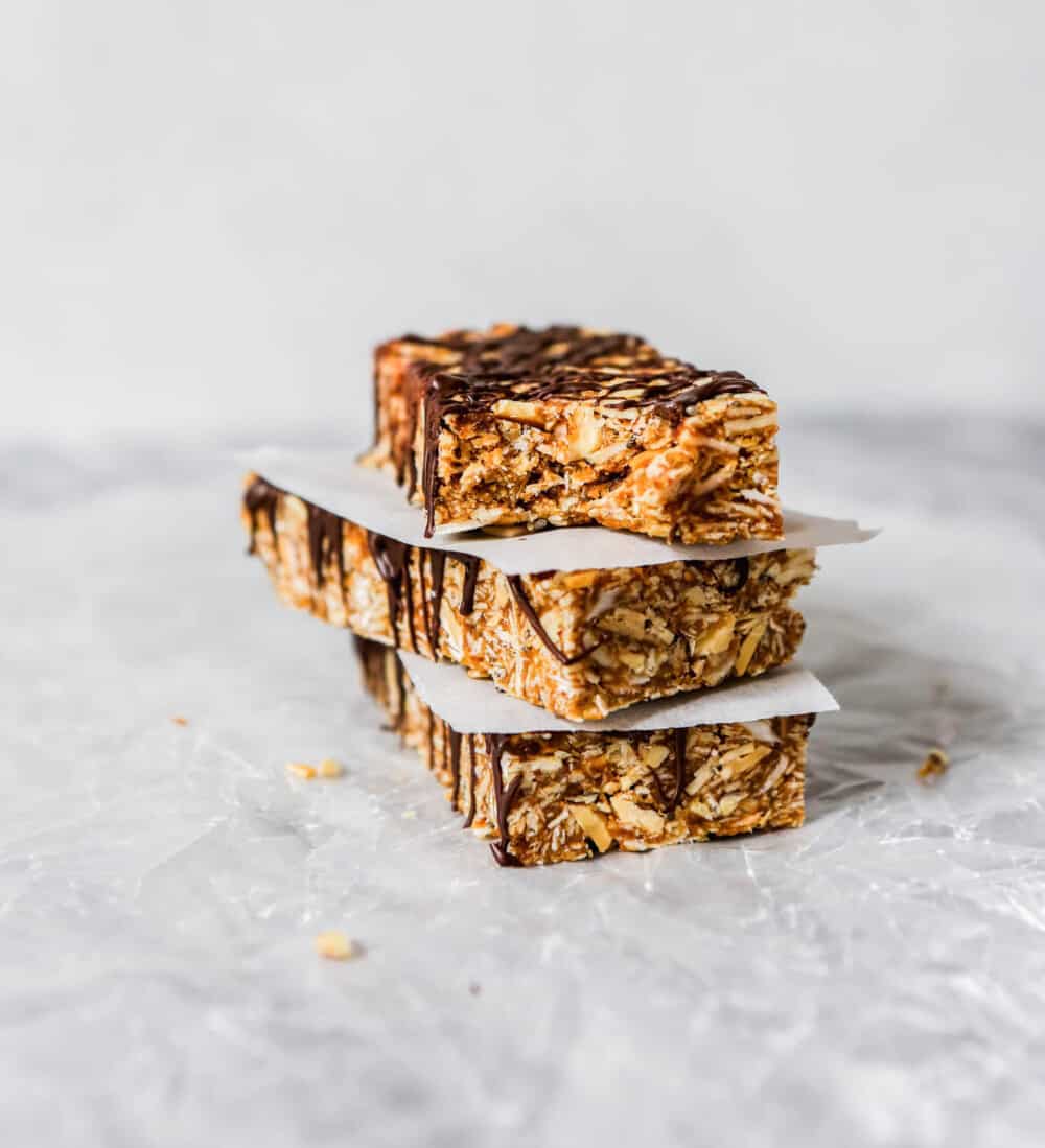 Healthy Date Granola Bars — Zestful Kitchen