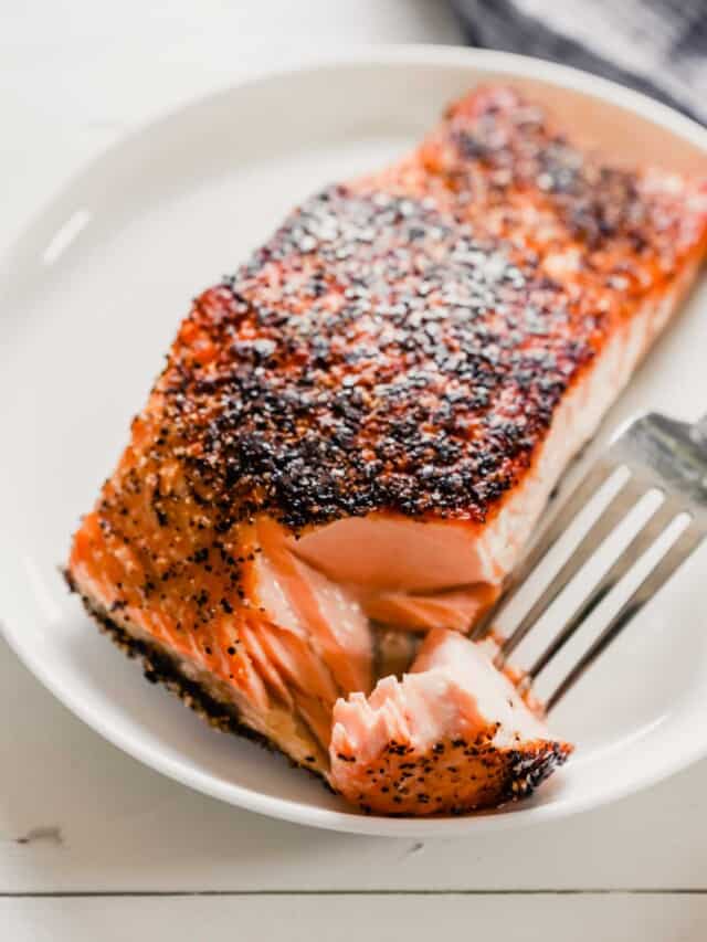 How to Pan Sear Salmon — Zestful Kitchen | Healthy-ish Recipes for ...