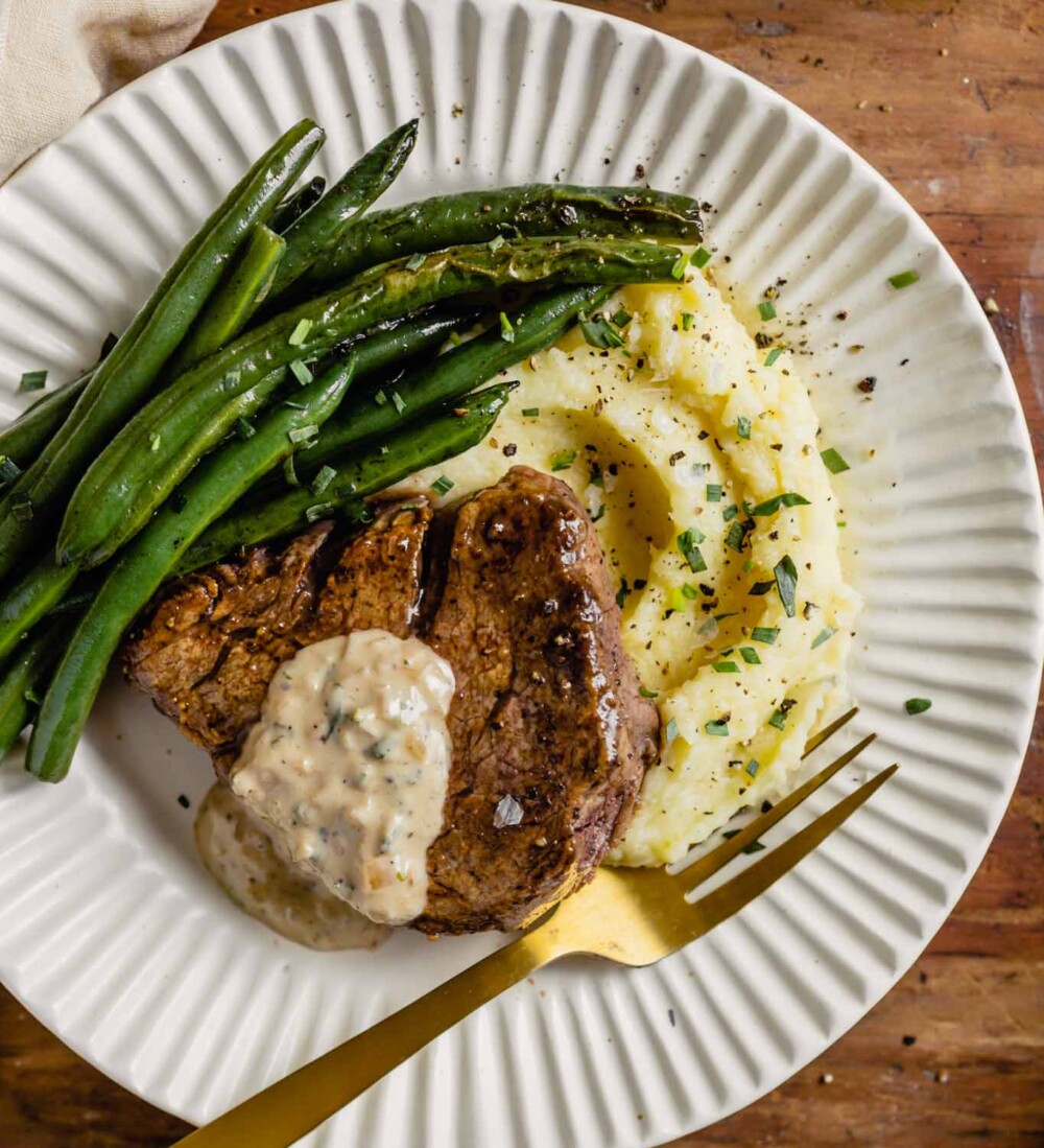 Pan Seared Filet Mignon with Tarragon Crème Fraîche Sauce