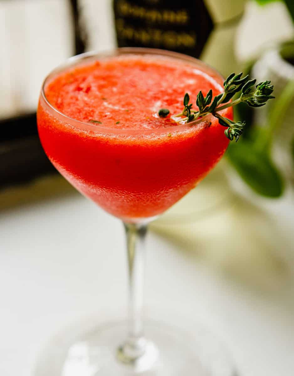 Strawberry Bourbon Smash Cocktail — Zestful Kitchen