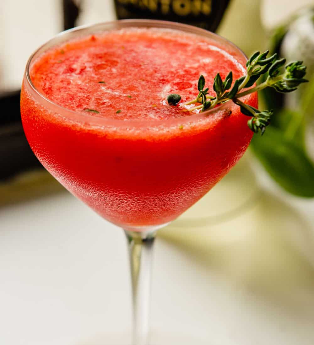 Strawberry Bourbon Smash Cocktail — Zestful Kitchen