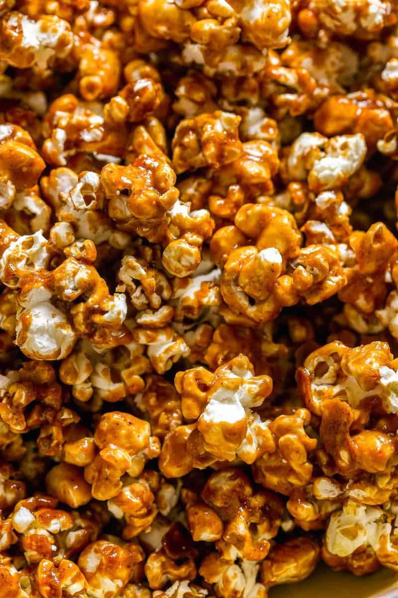 Caramel popcorn up close.